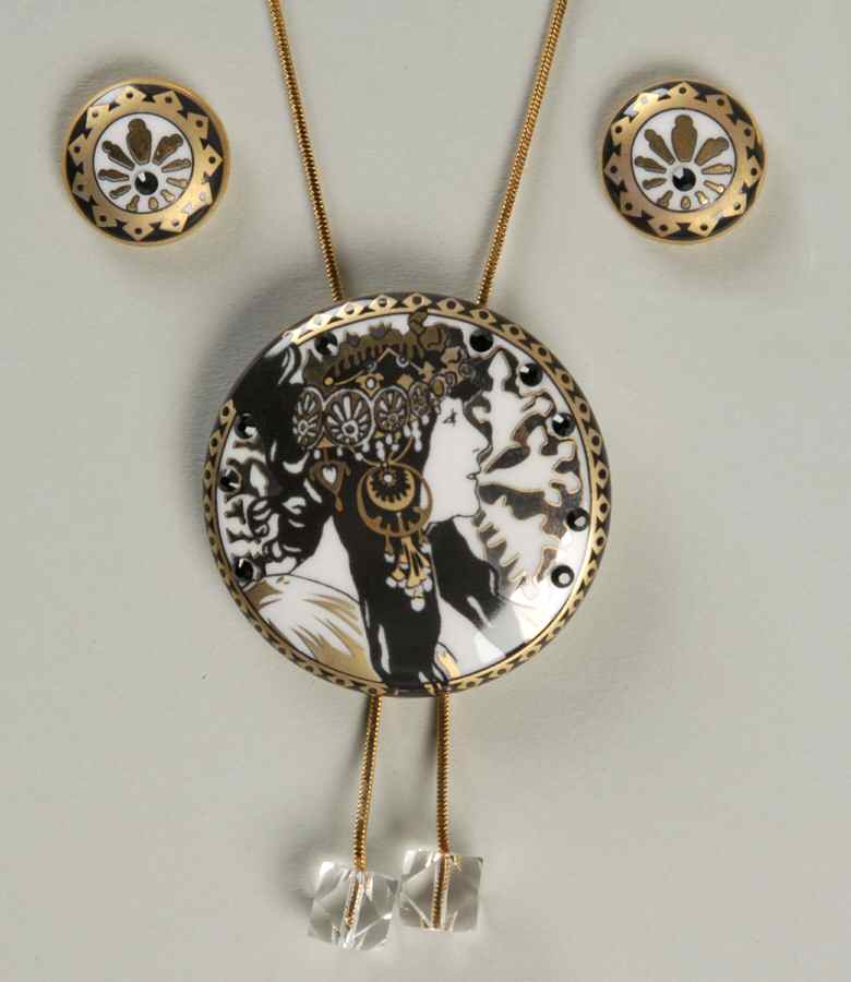 Artis Orbis- Alphonse Mucha Brunette Jewelry Set - Boxed by Goebel-1