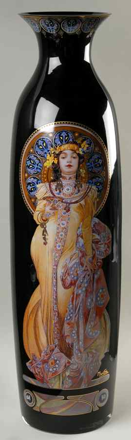 Artis Orbis- Alphonse Mucha Imperial Black Glass Vase - No Box by Goebel-1