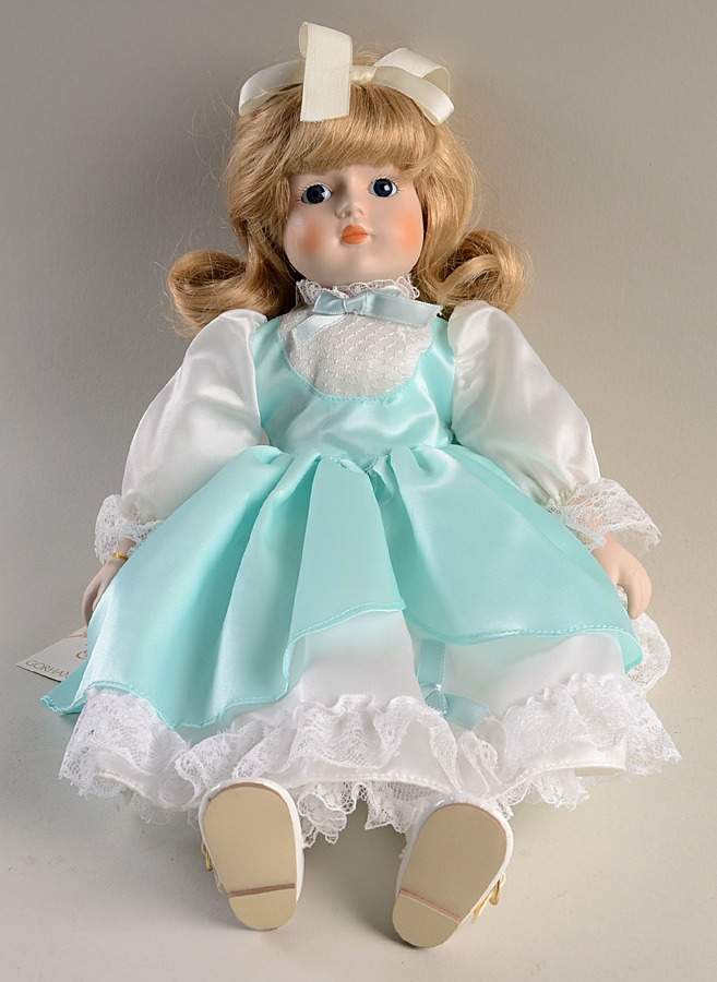 Petticoats and Lace Victoria-Love Story - Boxed by Gorham-1