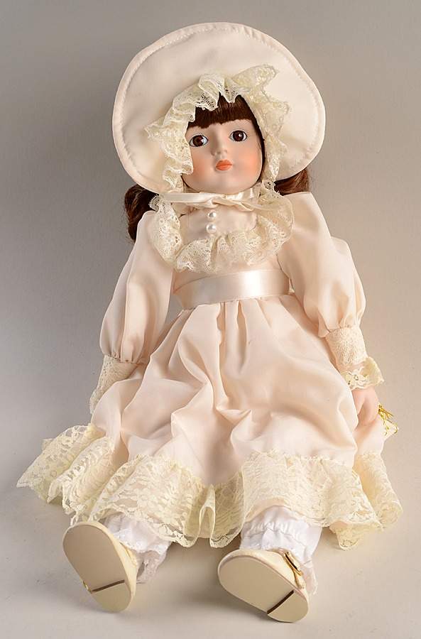 Petticoats and Lace Courtney-Let Me Call You Sweetheart - Boxed by Gorham-1