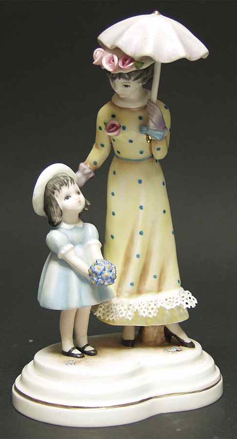 Huldah Figurines Michele And Madelaine - With Box by Goebel-1