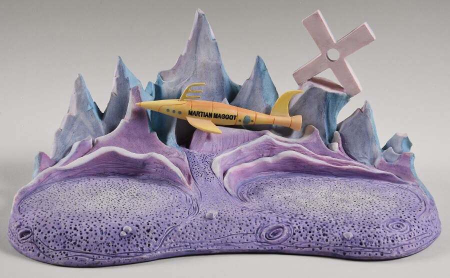 Looney Tunes Spotlight Planet X - Duck Dodgers Scape - Boxed by Goebel-1