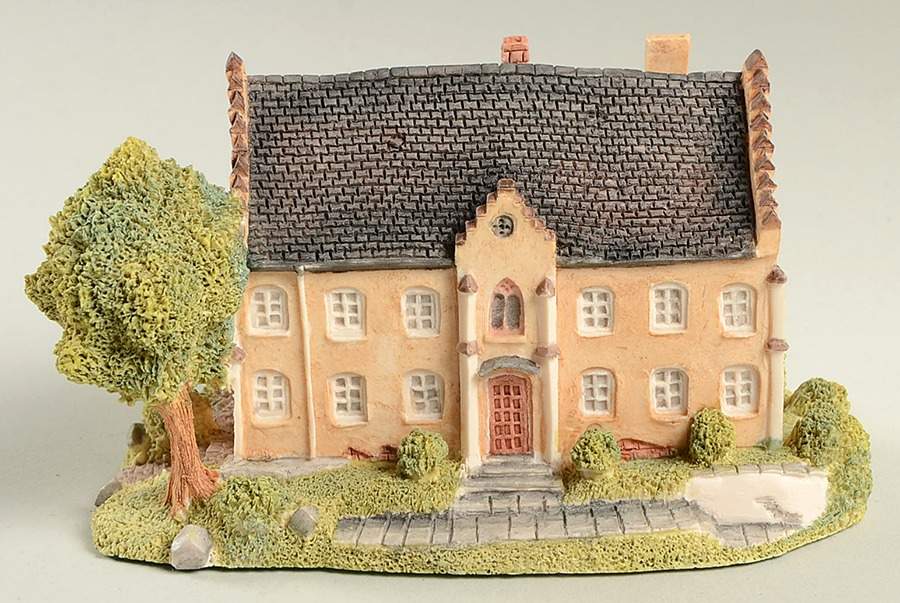 Little Bavaria Grammer School - No Box by Goebel-1