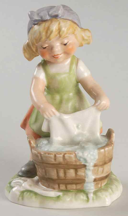 Kinderland 2 Wash Day - With Box by Goebel-1