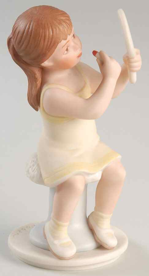 Childhood Memories Fairest Of Them All - No Box by Goebel-1