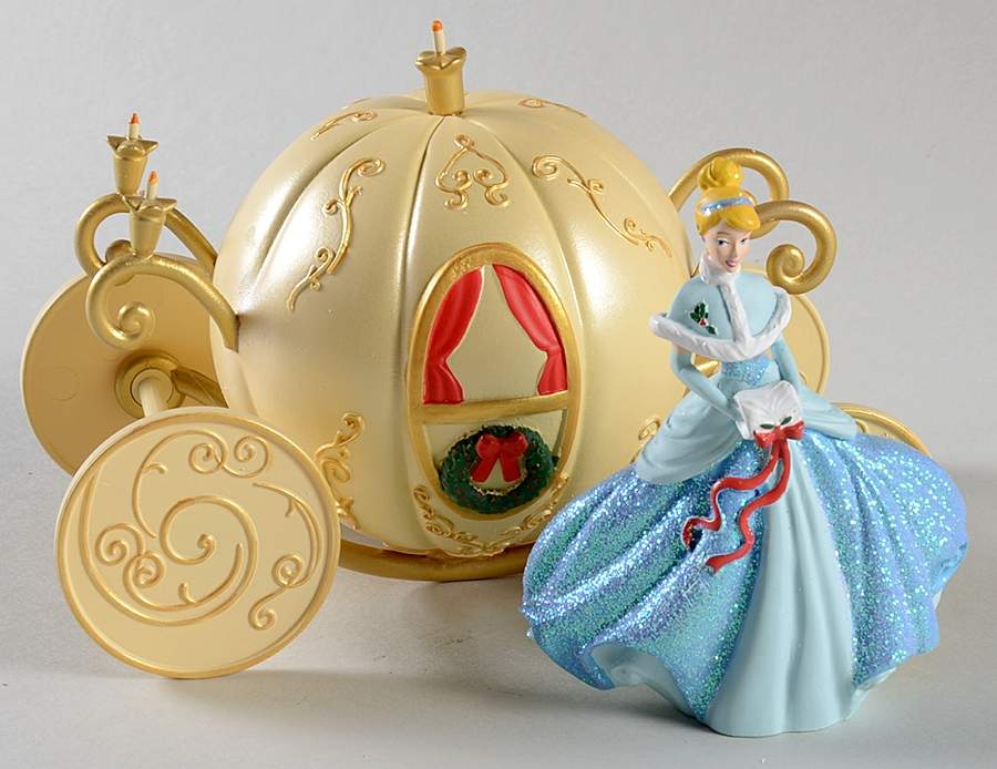 Members Only Collection Cinderella & Her Coach - With Box by Grolier-1