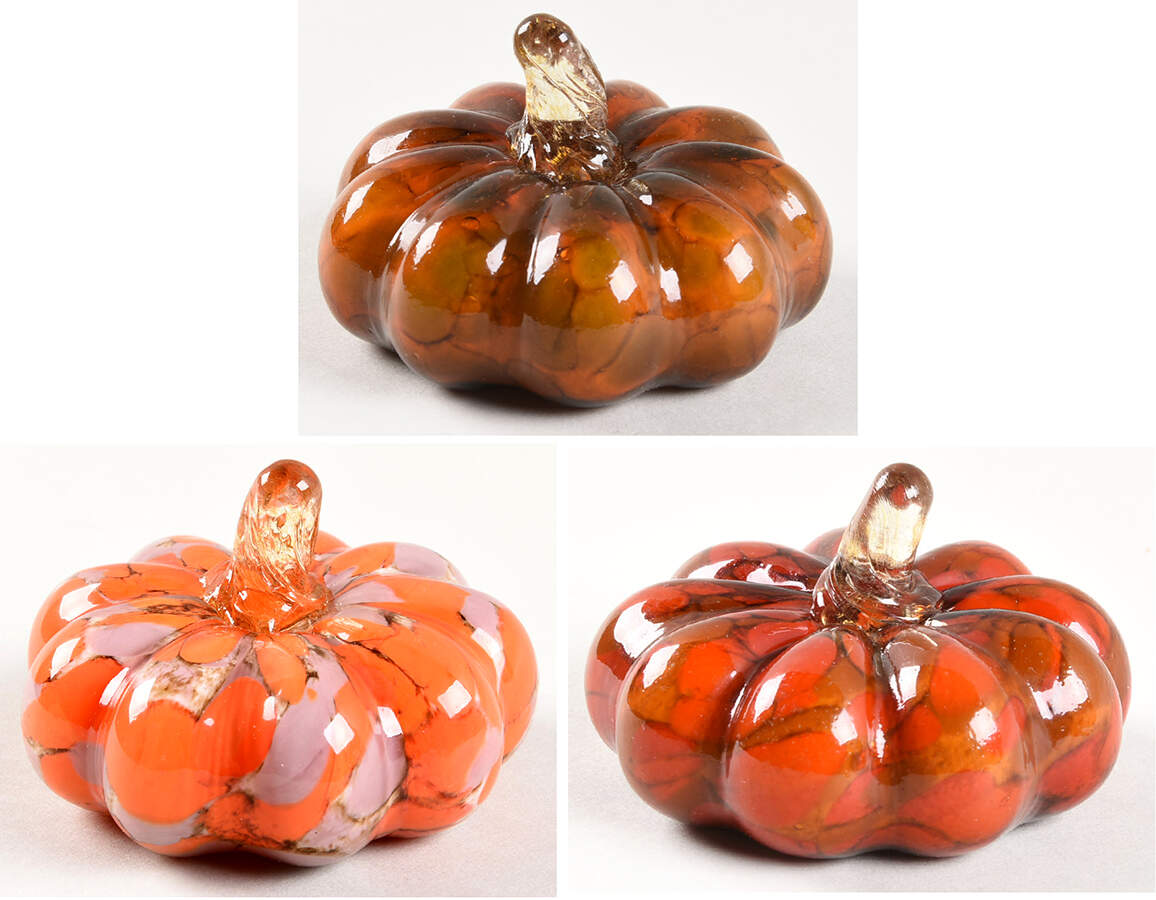 Pumpkin Patch Mini Orange Trio Pumpkins - Boxed by Global Village Glass-1