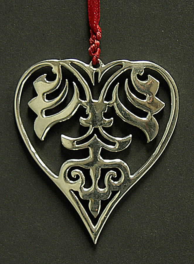 Museum of Fine Arts Boston Carved Heart - No Box by Hand & Hammer-1