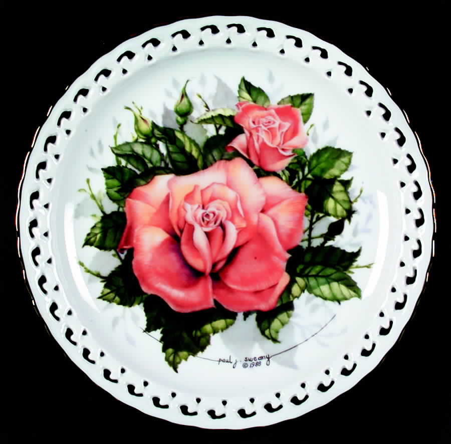 American Rose Garden Coral Cluster - Boxed by Hamilton Collection-1