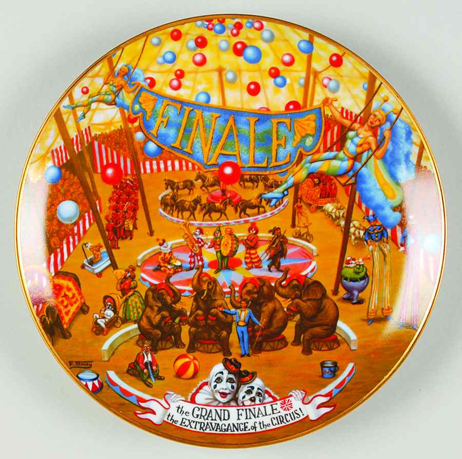 The Greatest Show On Earth Grand Finale-The Extravagance Of The Cir - Boxed by Hamilton Collection-1