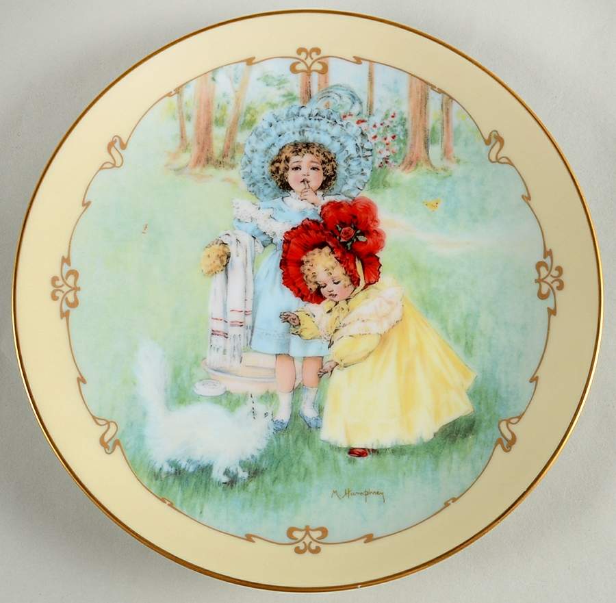 Little Ladies Kitty's Bath - No Box by Hamilton Collection-1
