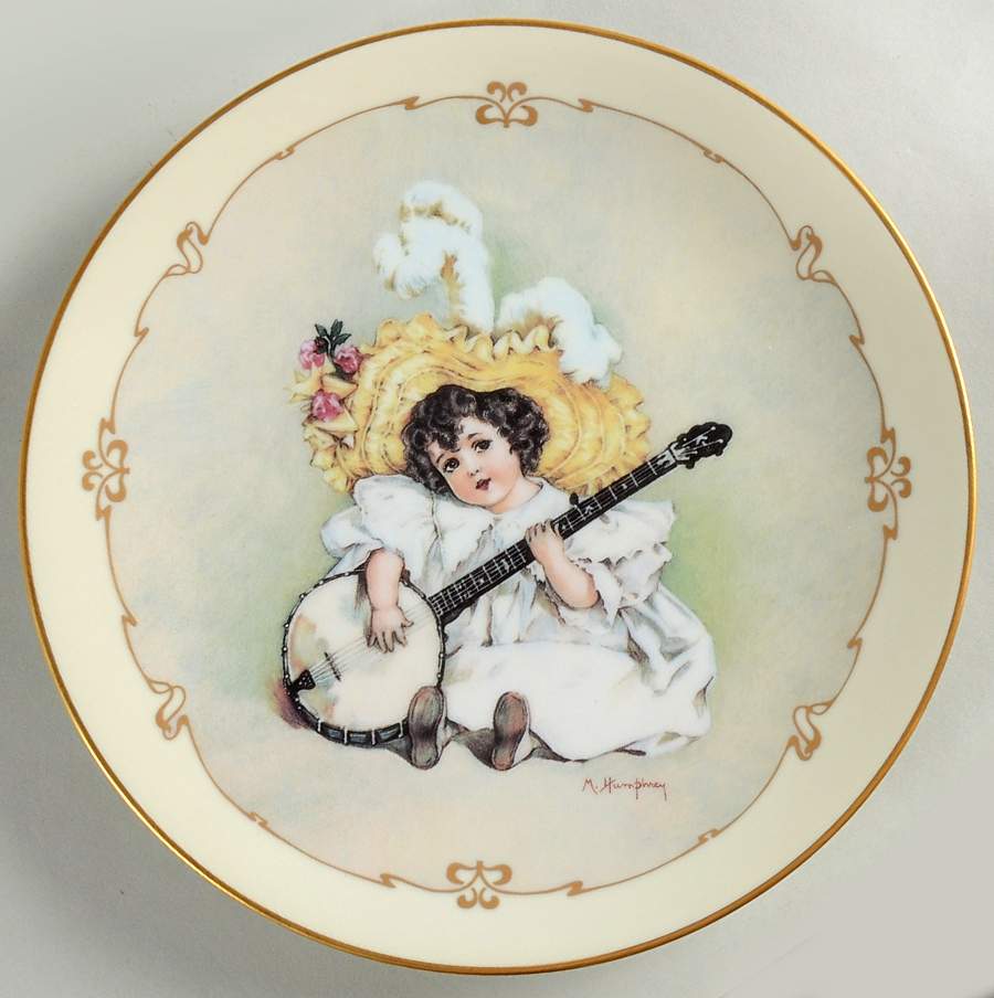 Little Ladies Susanna - Boxed by Hamilton Collection-1