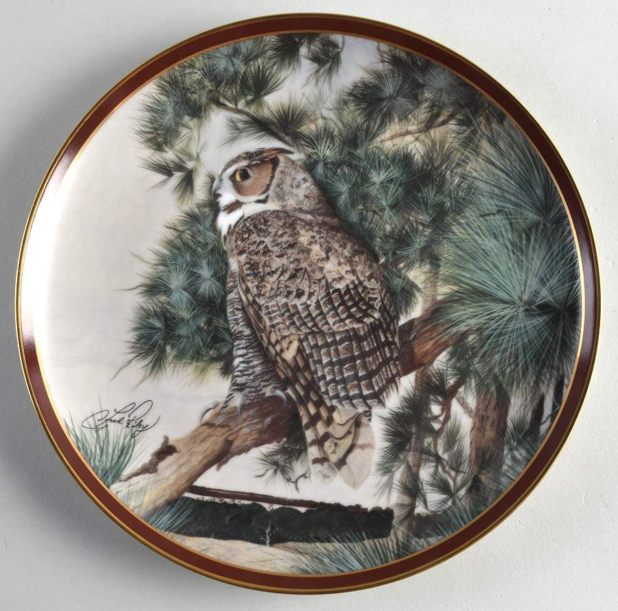 Majestic Bird of Prey Great Horned Owl - Boxed by Hamilton Collection-1