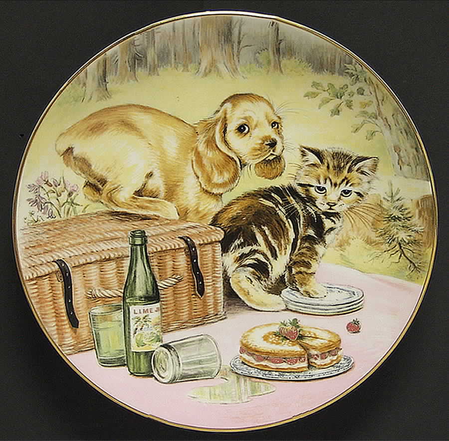 Mixed Company Picnic Prowler - No Box by Hamilton Collection-1