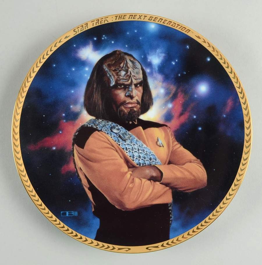 Star Trek Next Generation 5th Anniversary Lieutenant Worf - No Box by Hamilton Collection-1