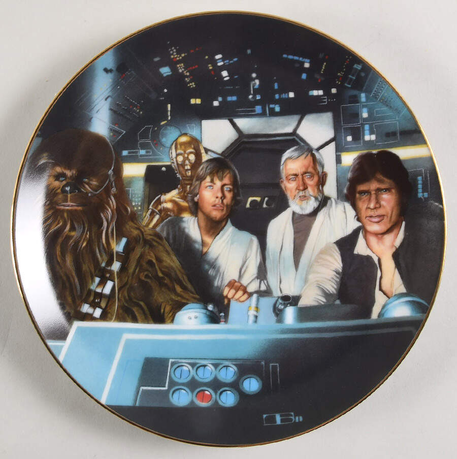 Star Wars Crew In The Cockpit - Boxed by Hamilton Collection-1