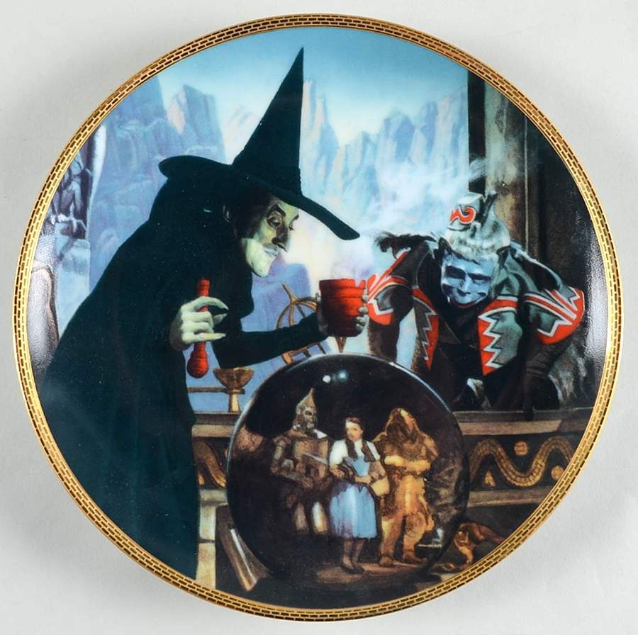 Wizard of Oz Commemorative The Witch Casts A Spell - No Box by Hamilton Collection-1