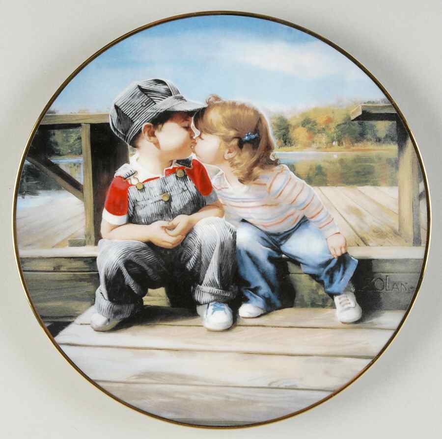 World of Zolan First Kiss - No Box by Hamilton Collection-1