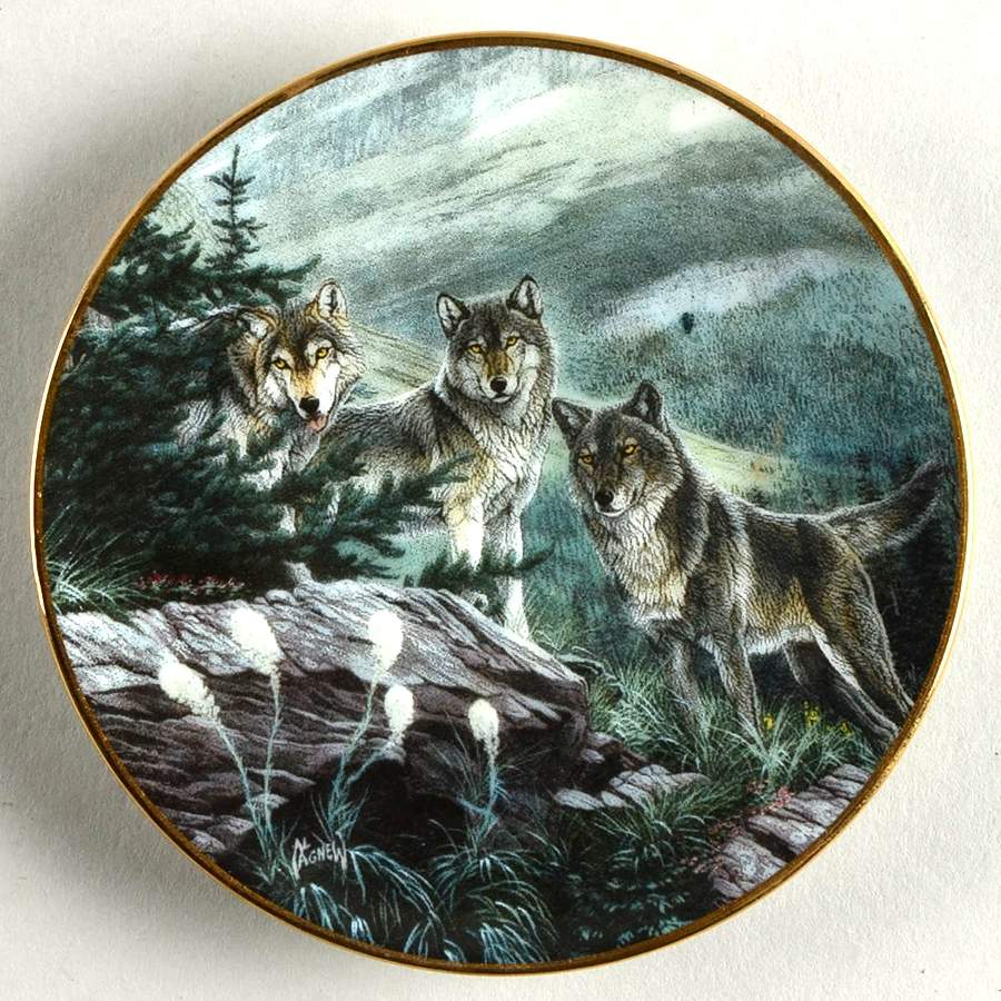 Year of the Wolf-Mini Guardians Of The High Country - No Box by Hamilton Collection-1
