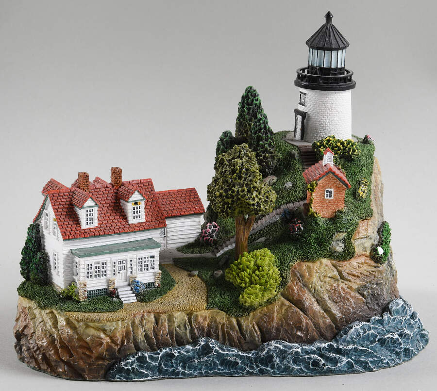 Northeast Region Owl's Head - Boxed by Harbour Lights-1