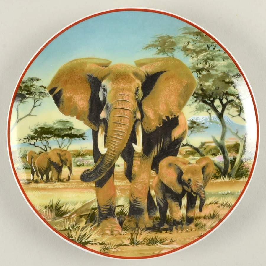 World Wildlife Fund Elephant-Africa - No Box by Heinrich - H&C-1