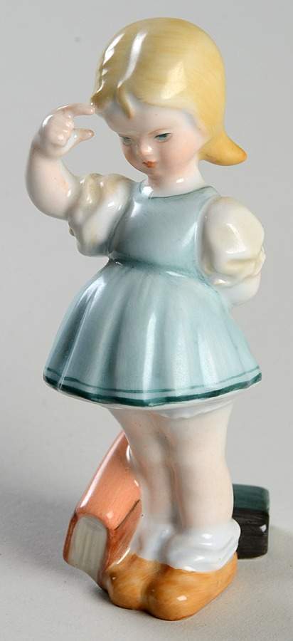 Children The Little Sage-Girl With Books - No Box by Herend-1