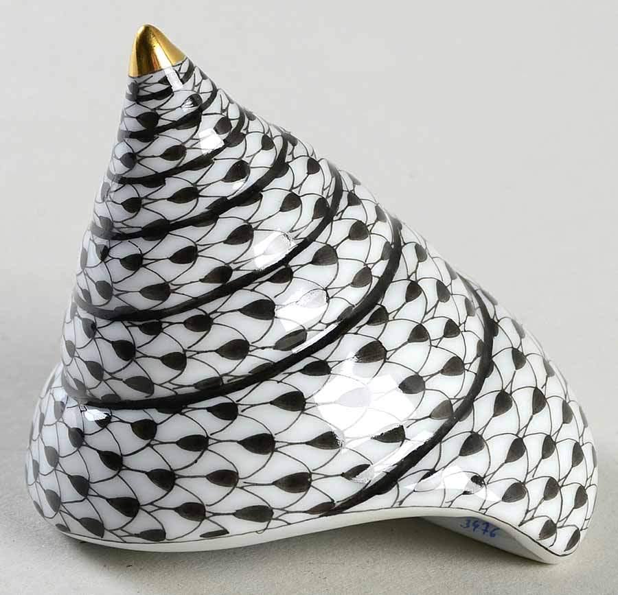 Shells Trochus Shell-Black - No Box by Herend-1