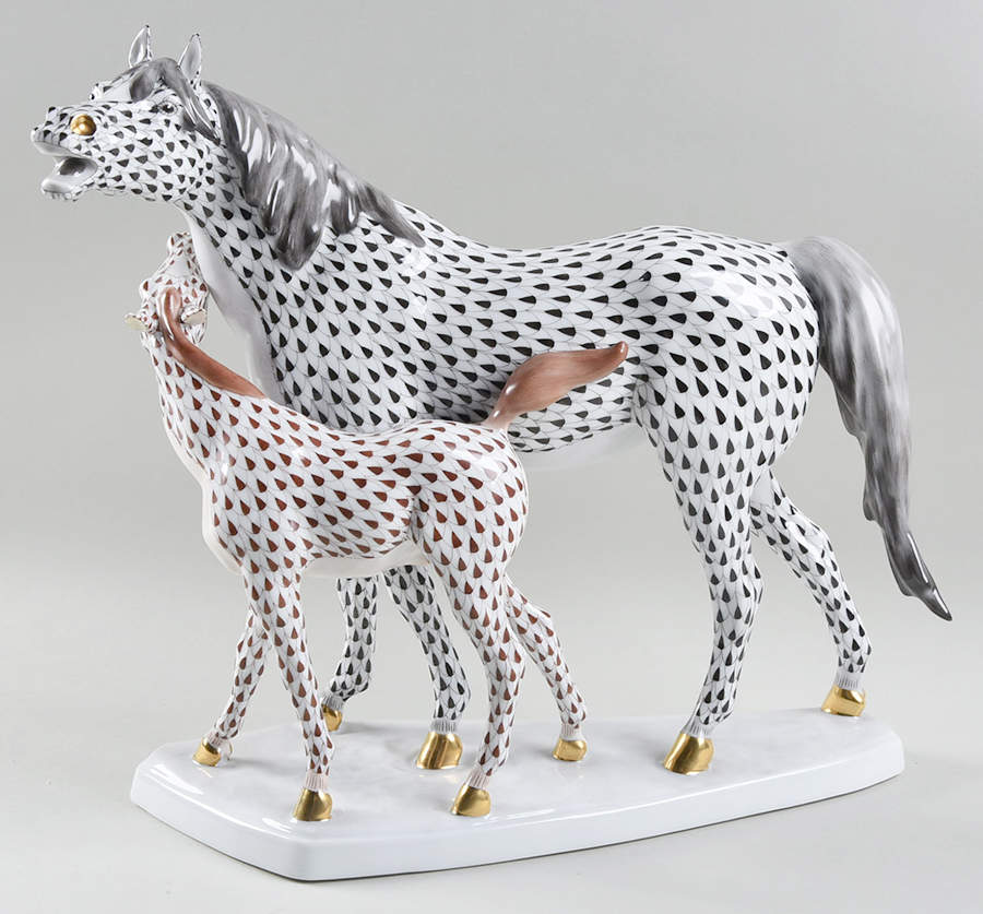 Horses (Equine) Mare And Foal-Black/Chocolate - No Box by Herend-1