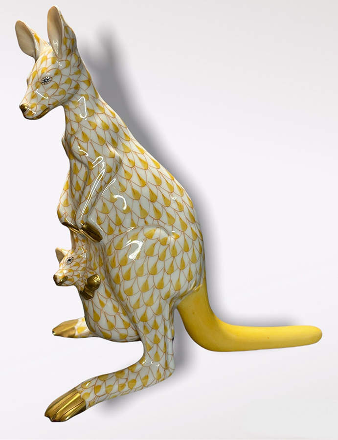 Wild Animals Kangaroo W/Baby-Butterscotch - No Box by Herend-1