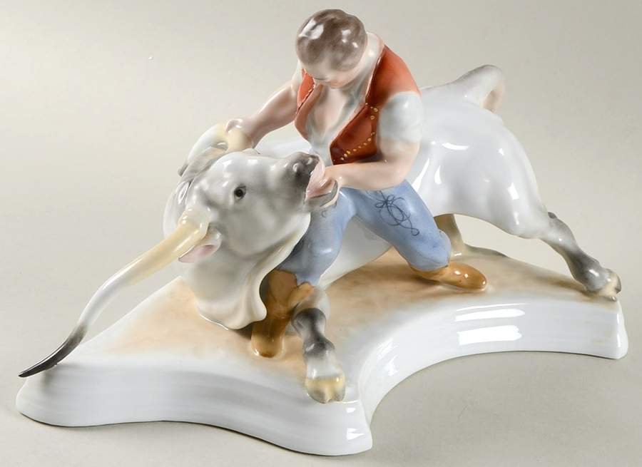 Traditional Hungarian People Toldi With Bull - No Box by Herend-1