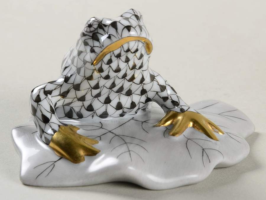 Frogs Frog On Lily Pad-Black - No Box by Herend-1