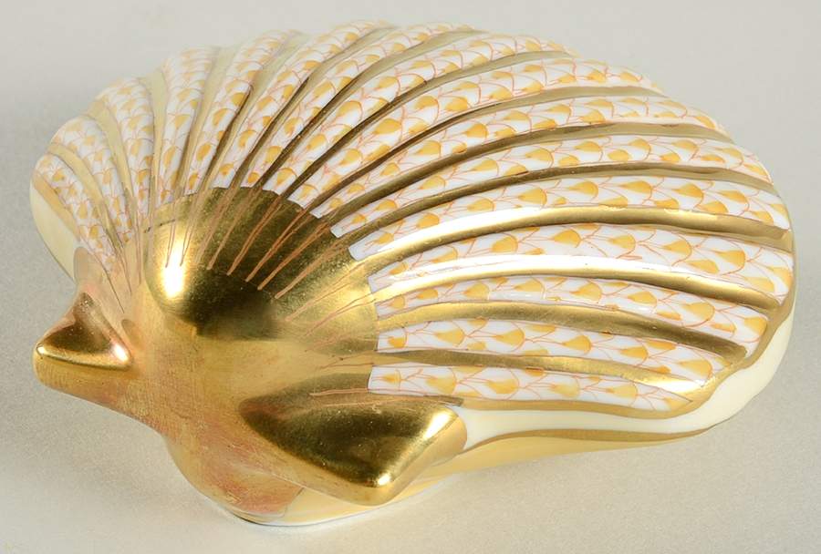 Shells Scallop Shell-Butterscotch - No Box by Herend-1