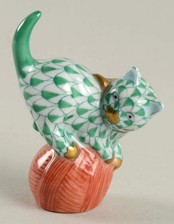 Cats Mischevious Cat On Yarn-Green/Rust - No Box by Herend-1