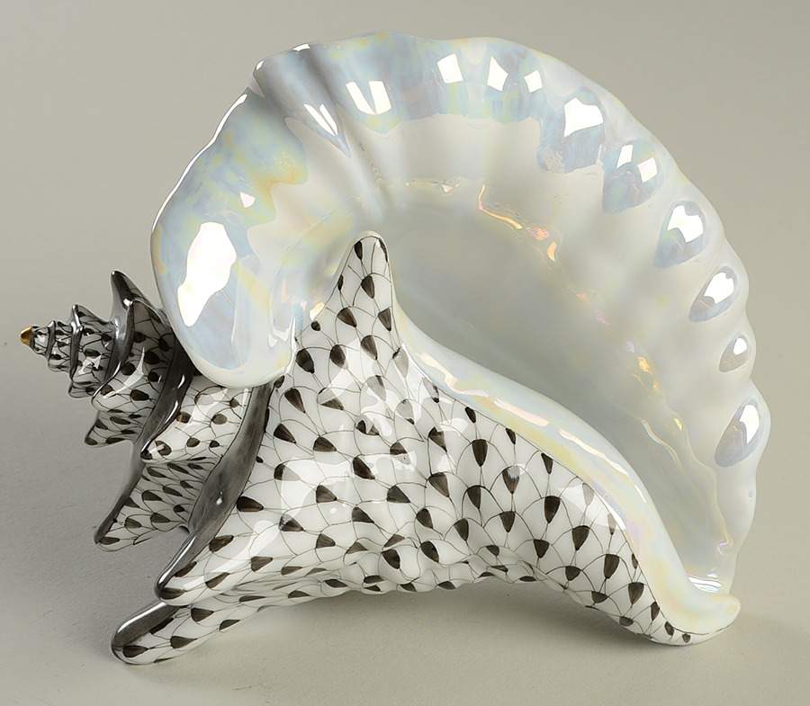 Shells Conch Shell-Black - No Box by Herend-1