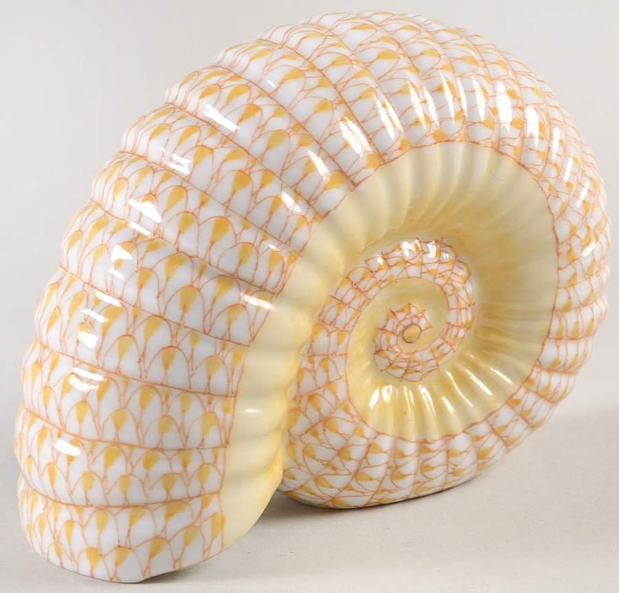 Shells Ammonite Shell-Butterscotch - No Box by Herend-1