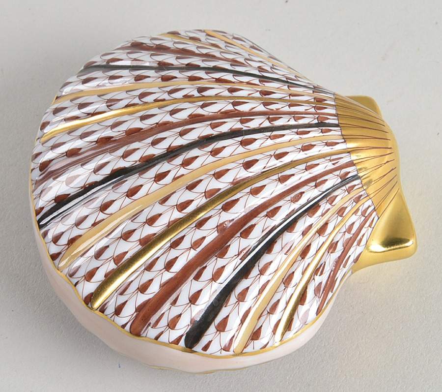 Shells Scallop Shell-Chocolate - No Box by Herend-1
