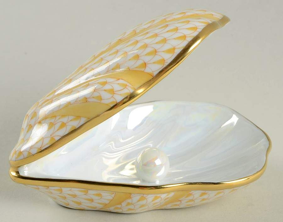 Shells Oyster With Pearl-Butterscotch - No Box by Herend-1