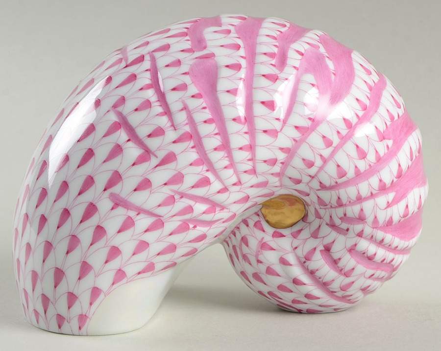 Shells Nautilus Shell-Raspberry - No Box by Herend-1