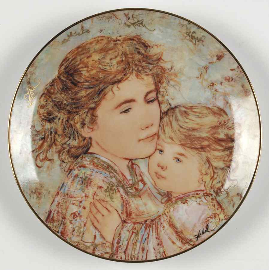 Hibel Plates Cora And Linda - Boxed by Hibel-1