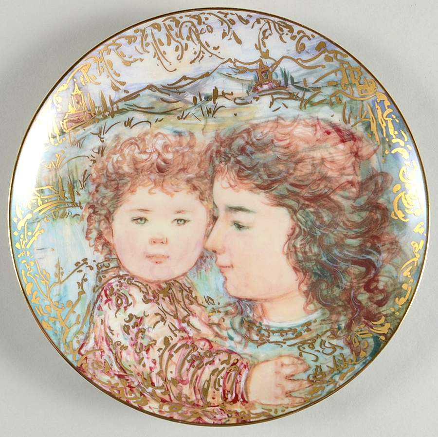 Mother's Day Plate Regal Gift Tammy And Kaile Jo - Boxed by Hibel-1