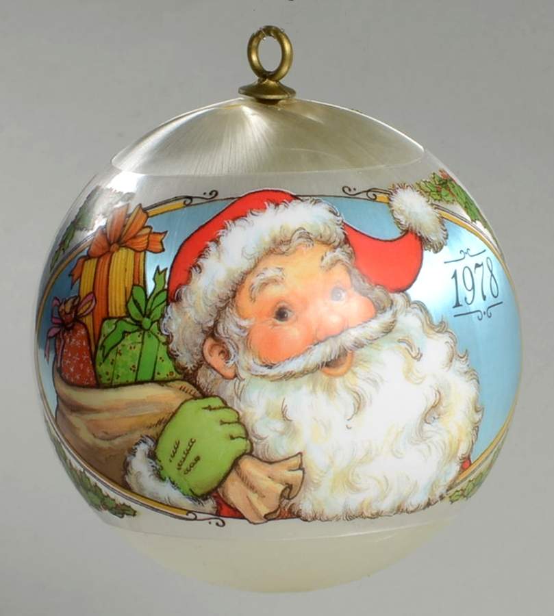 1978 Hallmark Christmas Ornaments Merry Christmas(Santa) - No Box by Hallmark Gold Crown-1