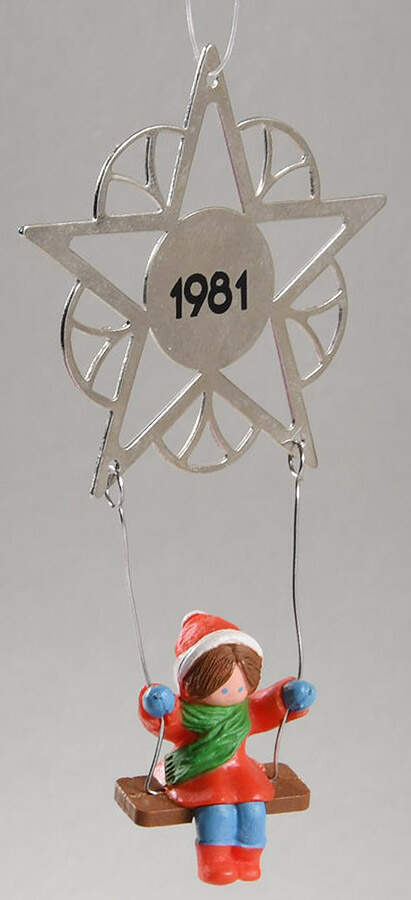 1981 Hallmark Christmas Ornaments Star Swing - Boxed by Hallmark Gold Crown-1