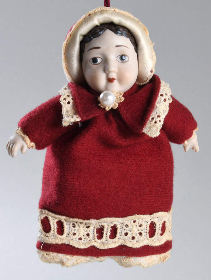 1983 Hallmark Christmas Ornaments Diana Doll - No Box by Hallmark Gold Crown-1