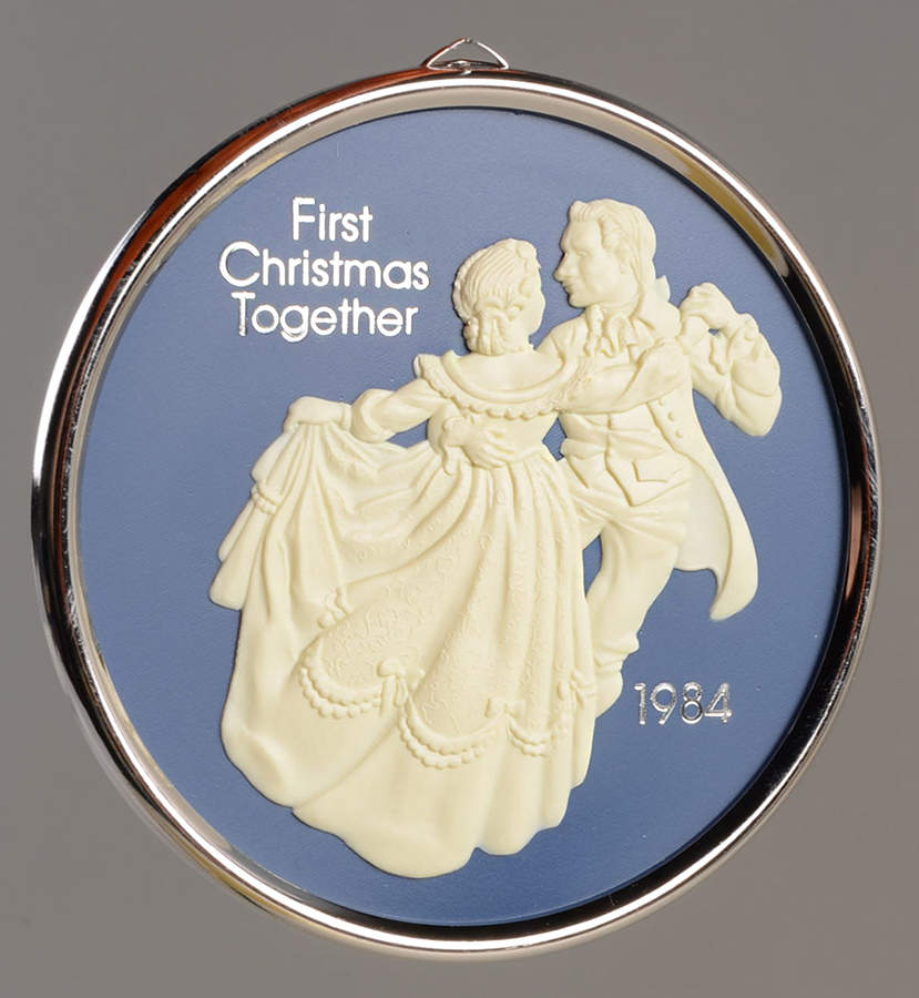 1984 Hallmark Christmas Ornaments First Christmas Together-Cameo - Boxed by Hallmark Gold Crown-1
