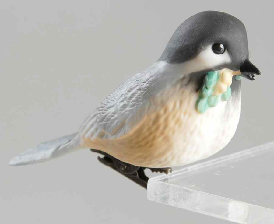 1984 Hallmark Christmas Ornaments Chickadee - Boxed by Hallmark Gold Crown-1