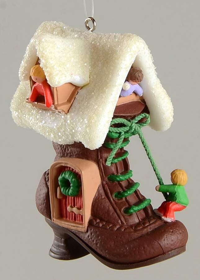 1985 Hallmark Christmas Ornaments Children In The Shoe - No Box by Hallmark Gold Crown-1