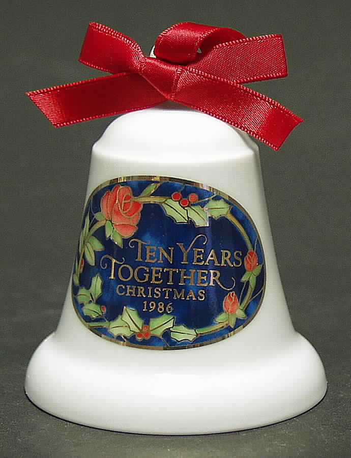 1986 Hallmark Christmas Ornaments Ten Years Together - Boxed by Hallmark Gold Crown-1