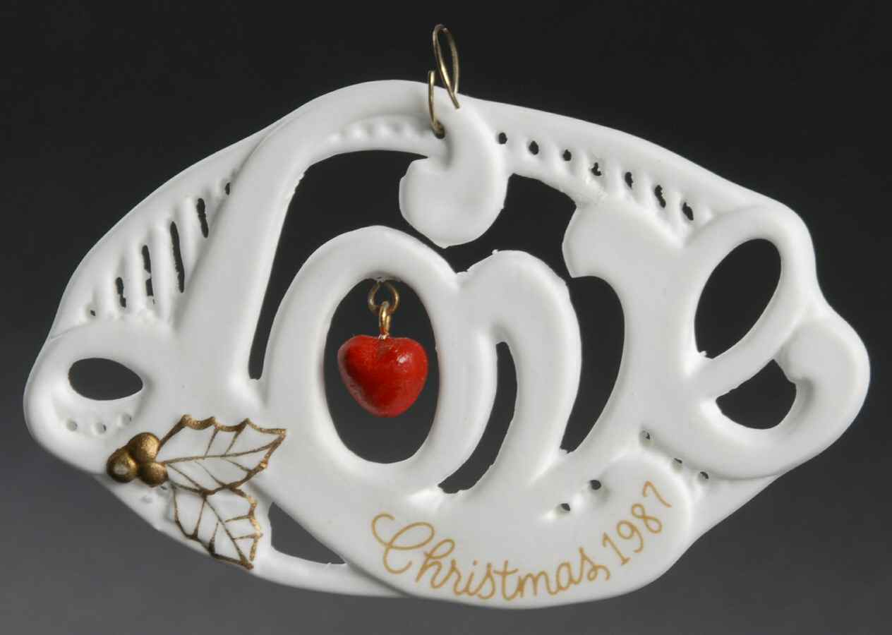 1987 Hallmark Christmas Ornaments World Of Love - No Box by Hallmark Gold Crown-1