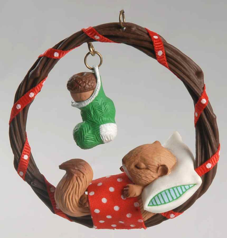 1987 Hallmark Christmas Ornaments Treetop Dreams - No Box by Hallmark Gold Crown-1