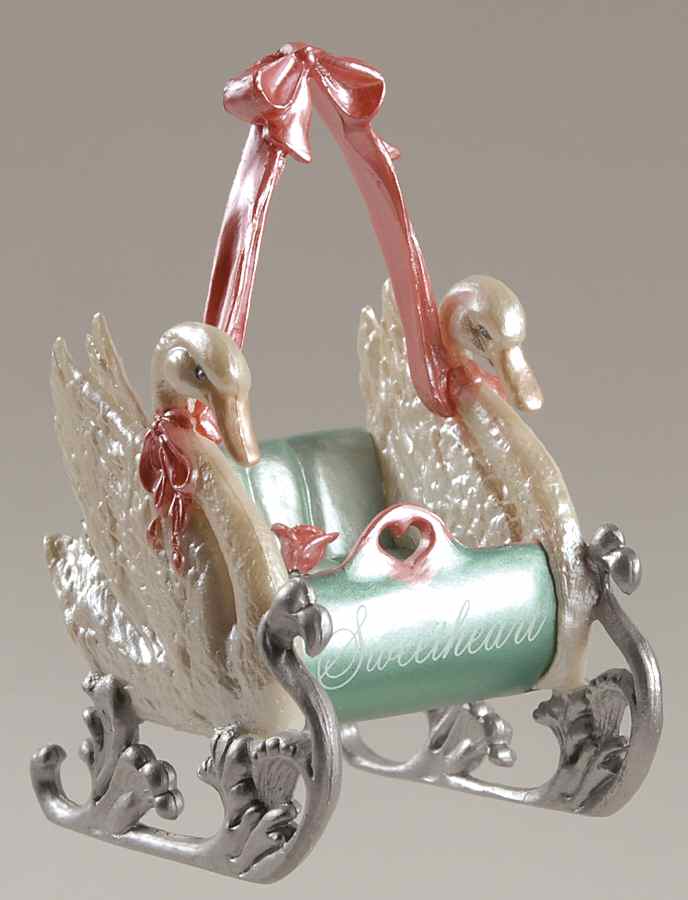 1988 Hallmark Christmas Ornaments Sweetheart - Boxed by Hallmark Gold Crown-1